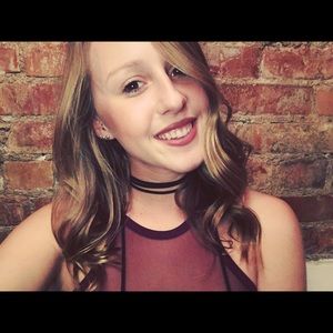 Meet your Posher, Taylor